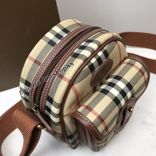 Burberry專櫃新款中古款圓蛋包 巴寶莉戰馬Pvc配牛皮小斜挎包 yxb1142